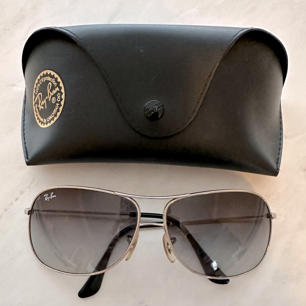 Ray-Ban 3267 polished silver women’s sunglassses